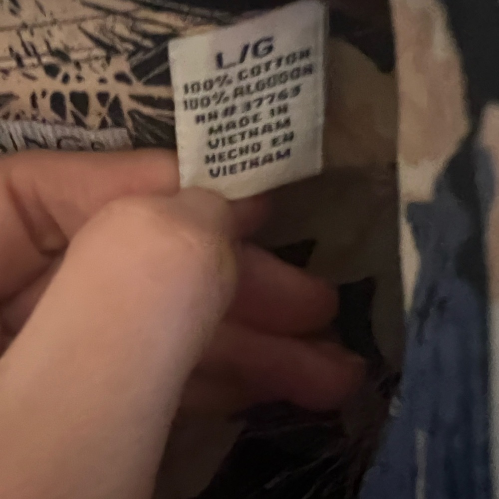 Men’s Vintage Hawaiian Shirt, Crossings Brand.  Navy/tan - Picture 3 of 5